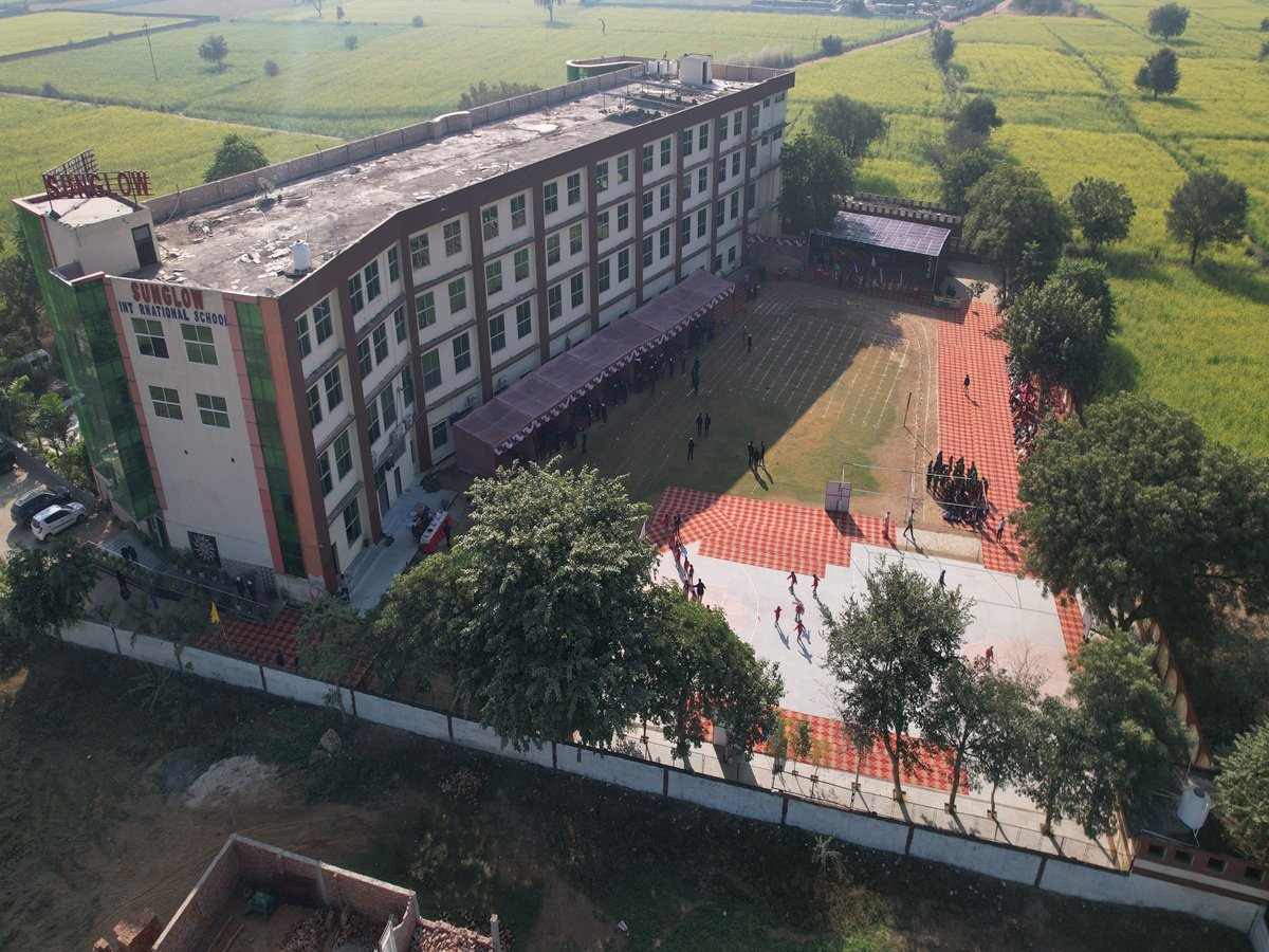 Sunglow International School campus